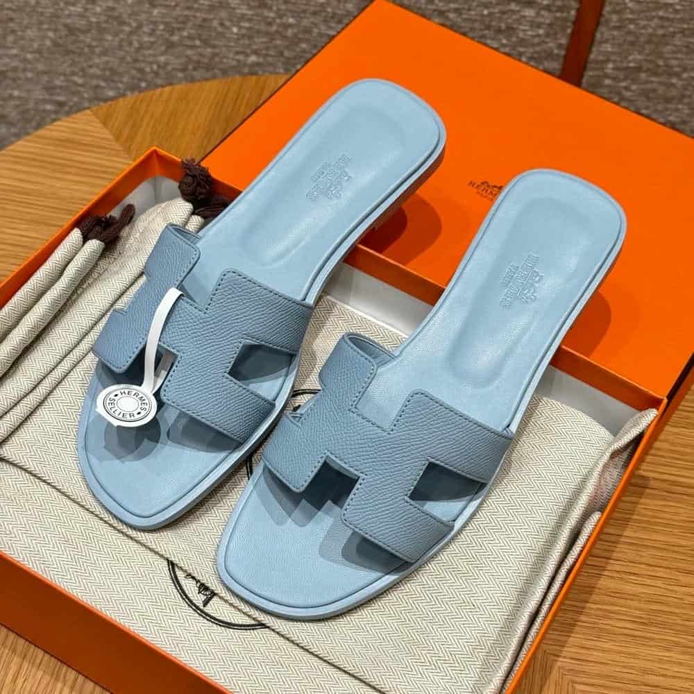 Oran sandal