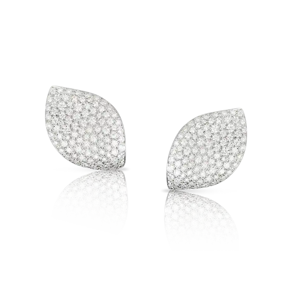 Flower necklace