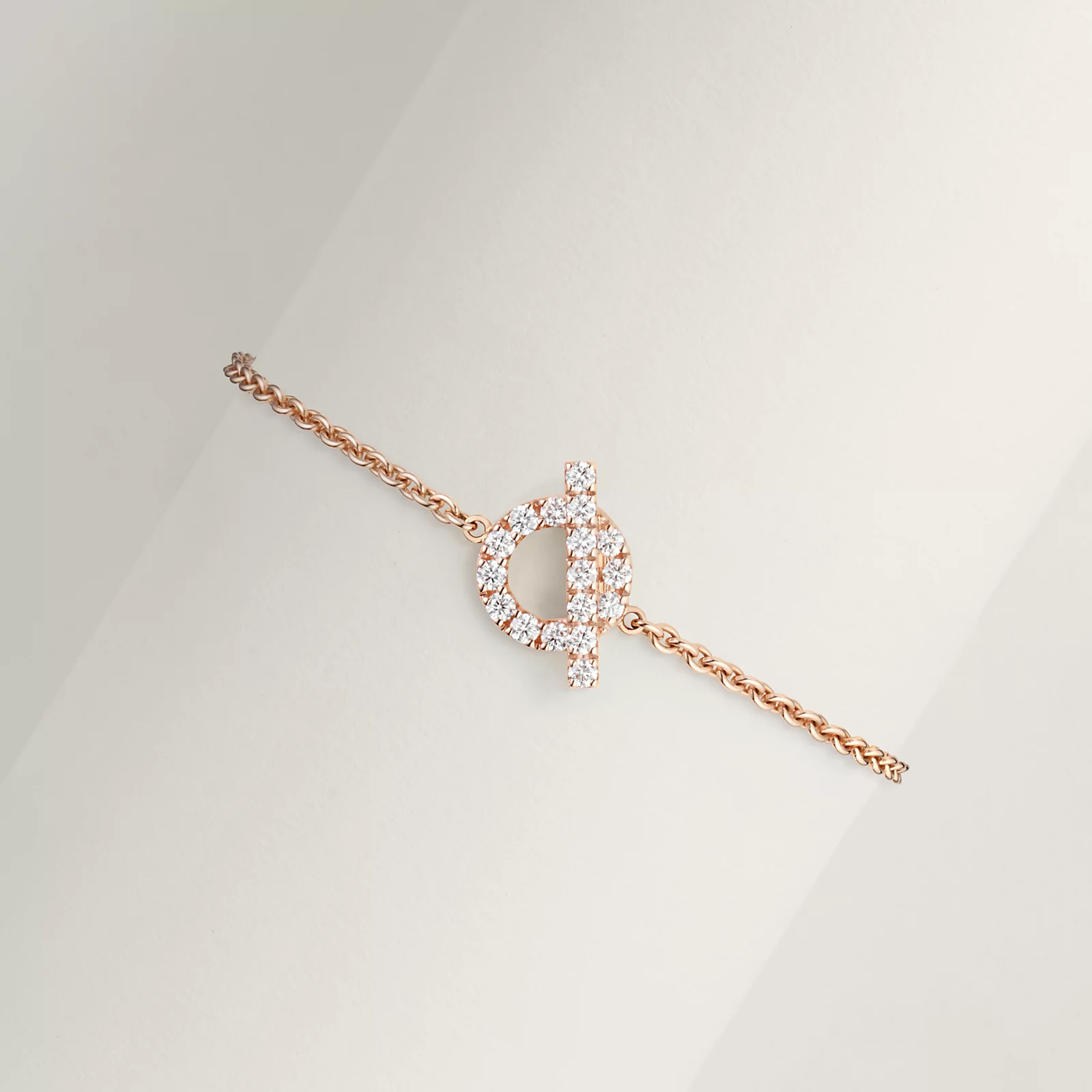 Round full diamond bangle