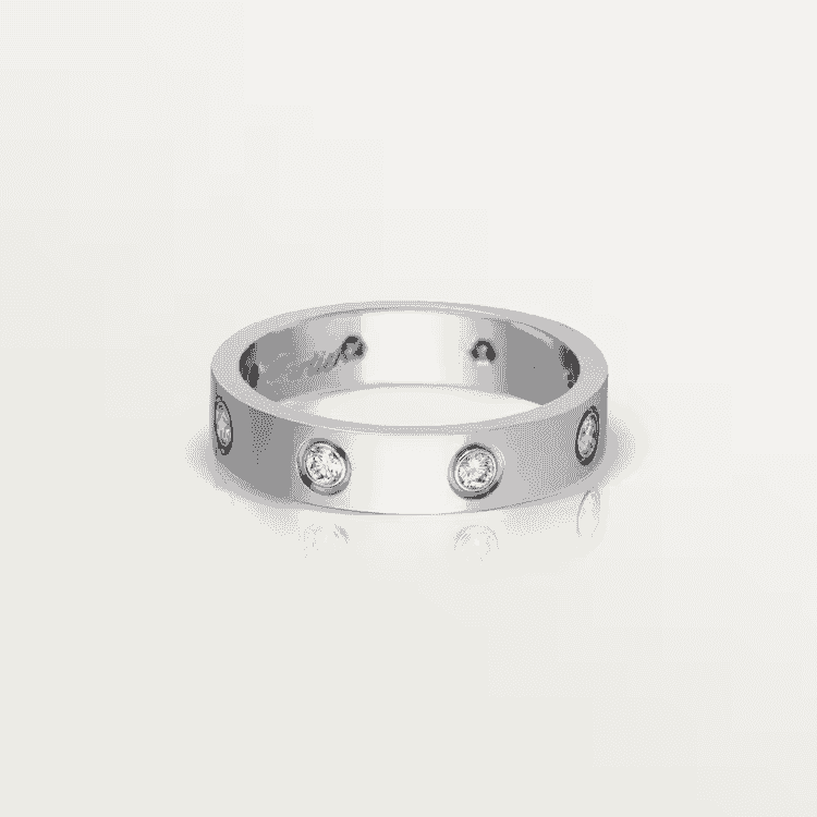 Move necklace