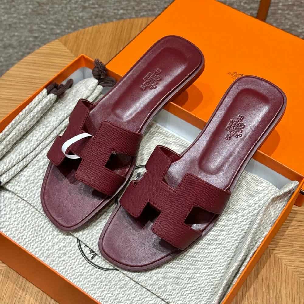 Oran sandal