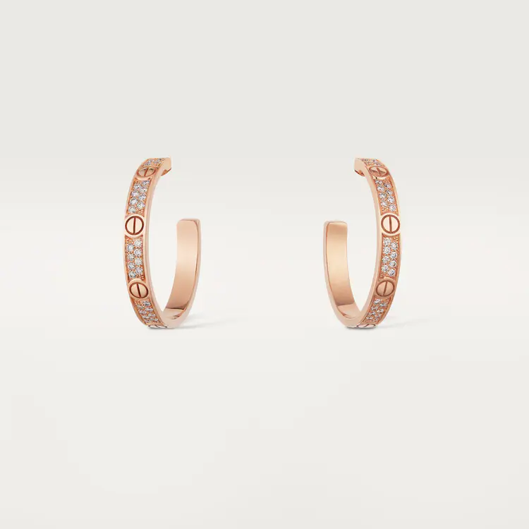 Round earrings