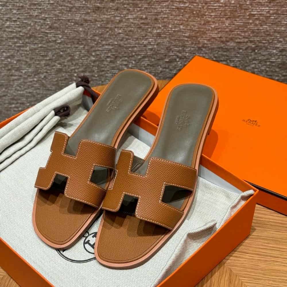 Oran sandal