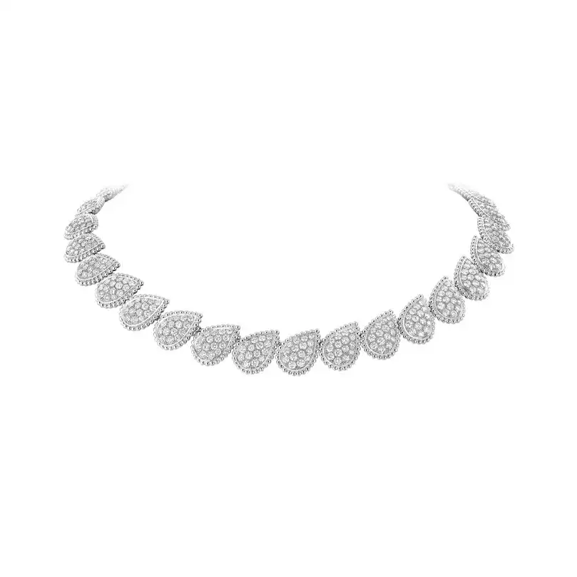 Flower necklace