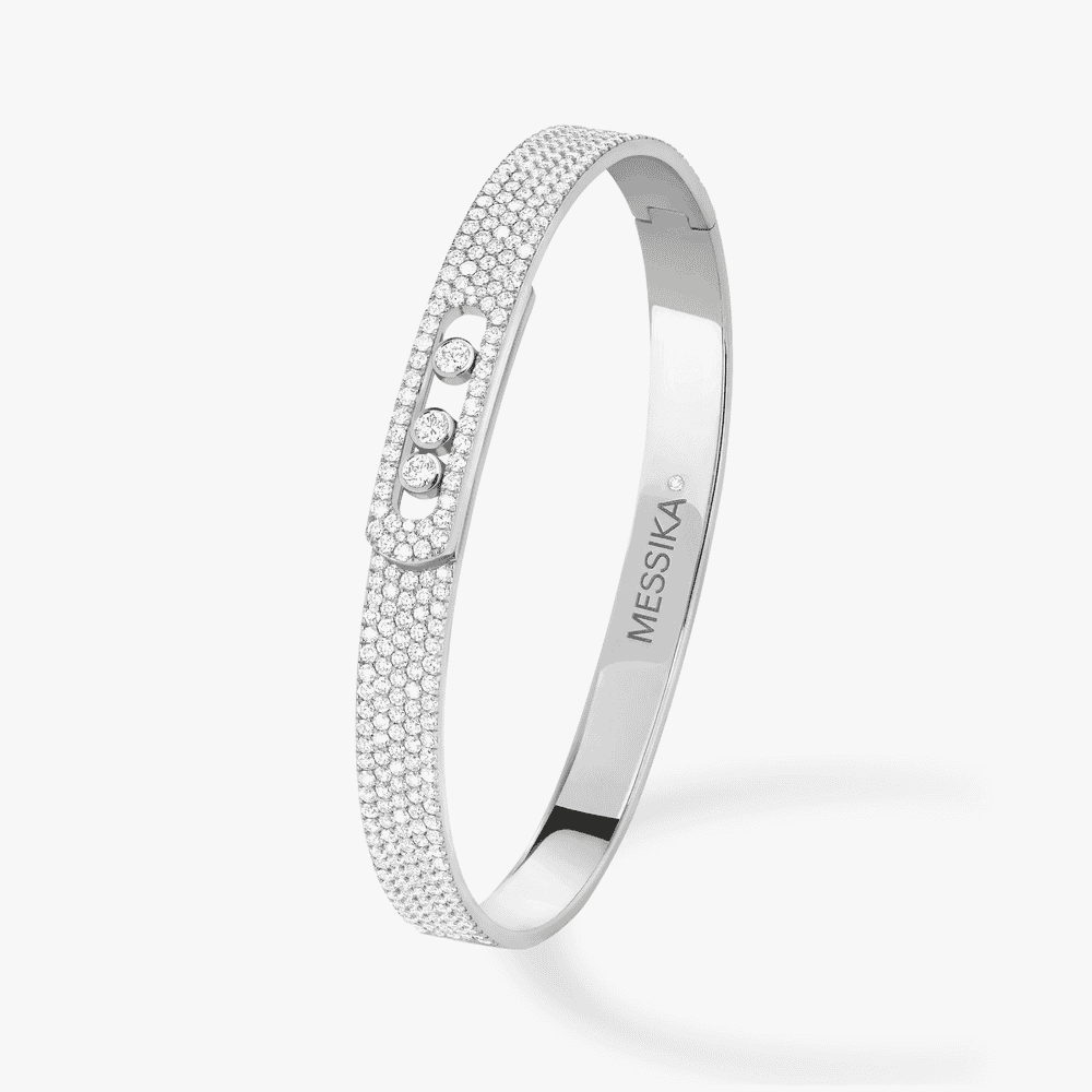 Diamond ring &amp; onyx